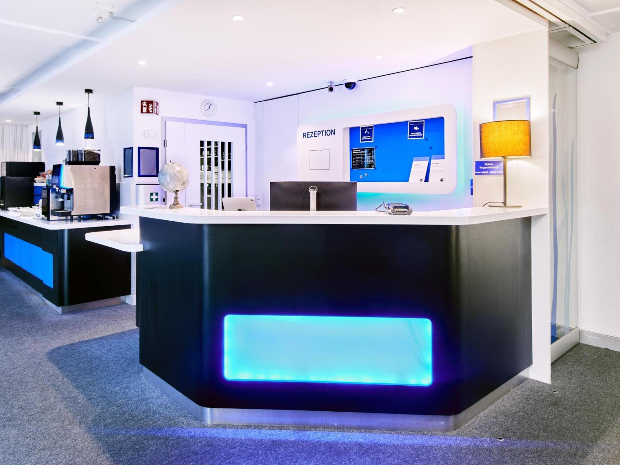 B&B Hotel Hannover-랏젠 외부 사진